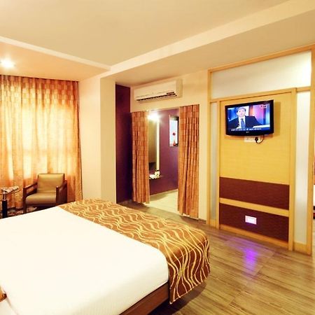 Hotel Bhagyalaxmi Shirdi Ngoại thất bức ảnh
