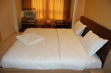 Hotel Bhagyalaxmi Shirdi Phòng bức ảnh