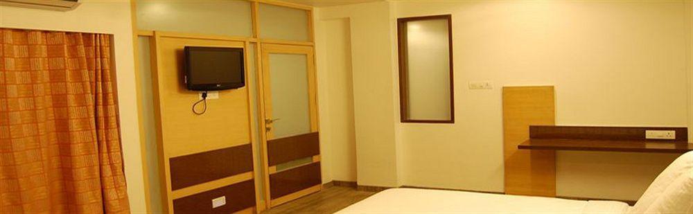 Hotel Bhagyalaxmi Shirdi Ngoại thất bức ảnh