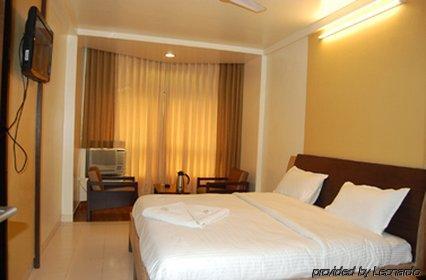 Hotel Bhagyalaxmi Shirdi Phòng bức ảnh