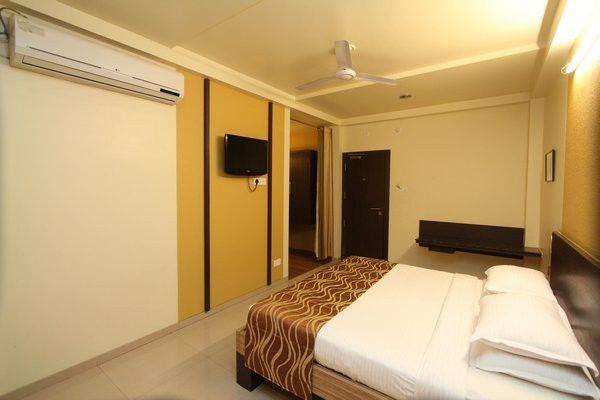 Hotel Bhagyalaxmi Shirdi Ngoại thất bức ảnh